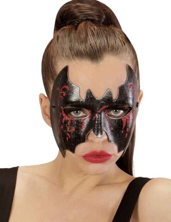 Blutige Fledermaus-Maske